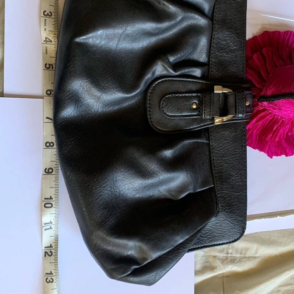 Liz Claiborne - Vintage Faux Leather Clutch Purse - Picture 4 of 7